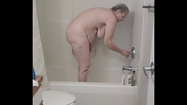 Sexy Mature Takes A Shower!
