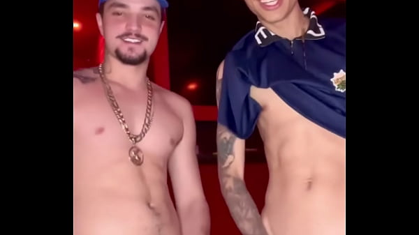 CURTINDO COM O PARCEIRO NO MOTEL