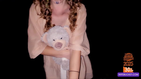 Homemade Halloween Sex by Wifebucket - Demon pixie receiving a huge cock
