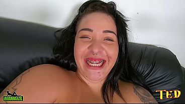 Download Video - Aos poucos vou chegando igual padeiro amassando a massa para depois comer - Thifani Sapekinha