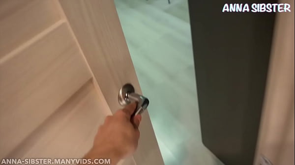 I accidentally saw more on her phone than I needed.