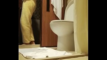 BBW fucks in hotel room