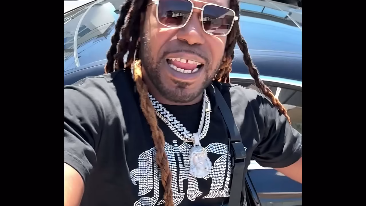 Str8rich taking your girl out to lunch