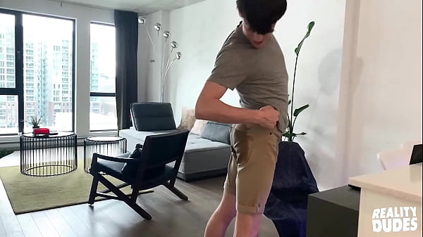 Download Video - &lpar;Milo Madera&rpar; Wants To Piss Off His New Stepbrother &lpar;Edward Terrant&rpar; So He Can Make Up With Him - Reality Dudes