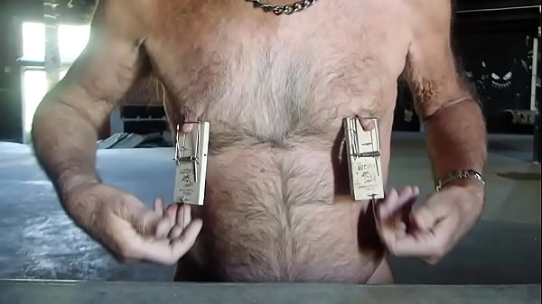 Jeux de tetons et tapettes a souris