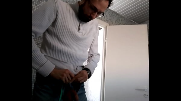 Download Video - In public toilet