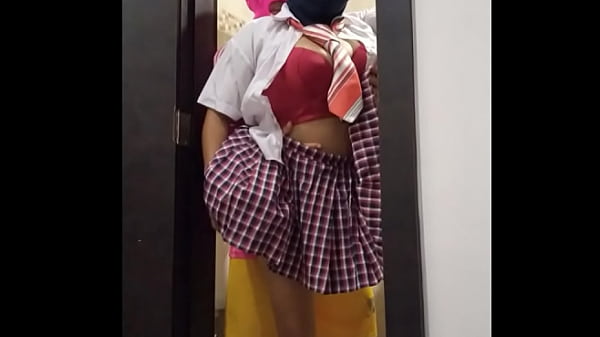 STUDENT GOES TO THE BATHROOM AND MEETS THE CLASSMATE. THE MALE WARMS HER UP AND CONVINCES HER THAT IT IS BETTER TO HAVE SEX THAN TO BE THINKING ABOUT THE BAD GRADE