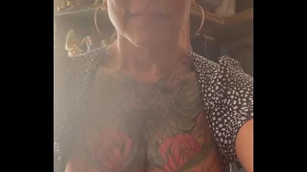 Grabando las bubis de Rachel Torres en casa