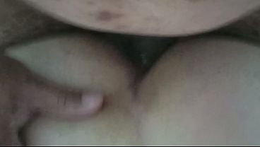 The office scandal went viral: 18-year-old loses her cell phone and anal sex video with her boss goes viral.