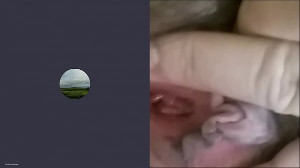 Gatinha super excitada