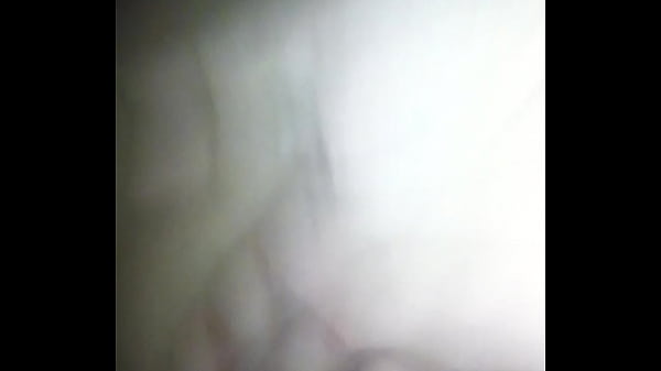 thumb zoe pound