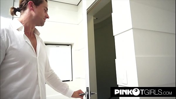 Bianca Hills fuck and fucked! Shemale model bareback!