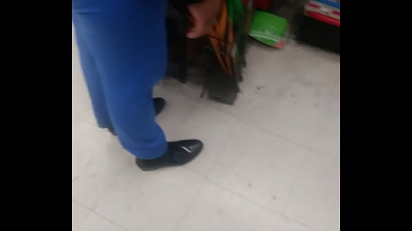 thumb booty watch