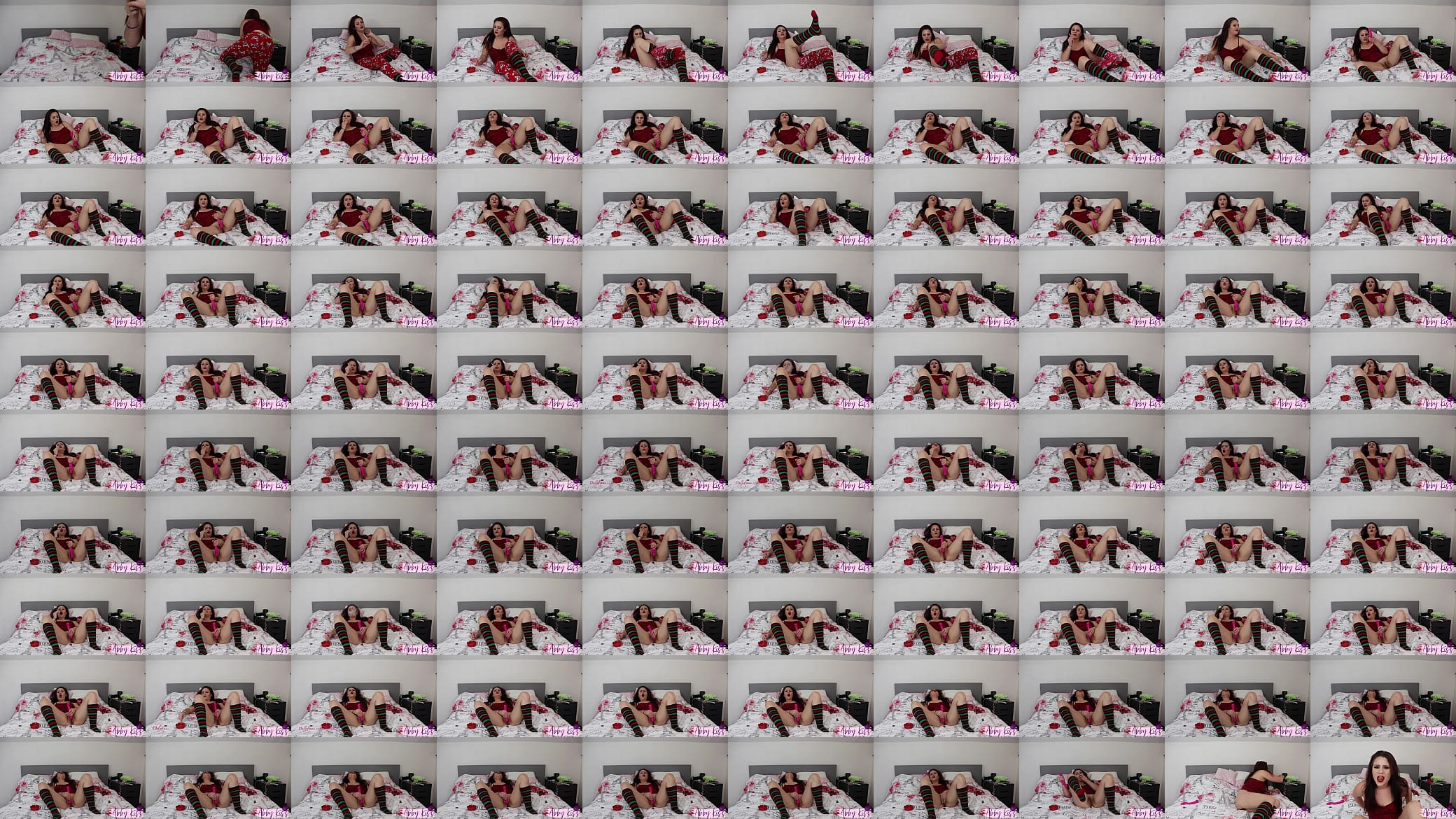 Milf Smokes and Masturbates 预览图