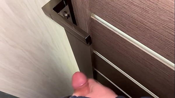 When I saw my neighbor masturbating, I couldn't resist and fucked her by cumming in her pussy.POV