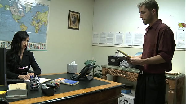 Experienced Cougar Boss Teaches Her Employee A Lesson