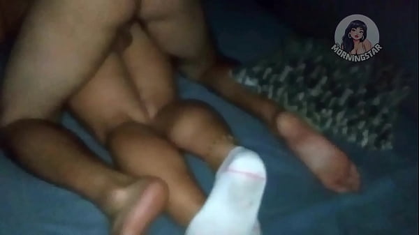 Download Video - Corno compartilhando a esposa com NOVO amigo do casal &period; &lpar; especial &rpar;