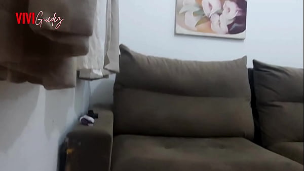 LE ENTR&Oacute; RAPIDO LA CABEZA a mi hijastra, tu madre no debe saber de tu primer anal conmigo