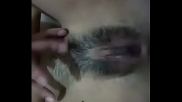 Asma Gros Seins Et Chatte Chaude Avec Cul