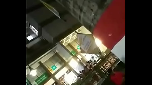 Dhaka Fille Chaude Fumant En Public