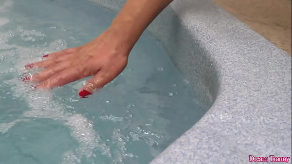 Hot and Horny Tgirl Pamela Lenvisk Tries The Machine