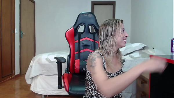 LETTYWILD LIVE SHOW ANAL FUCK