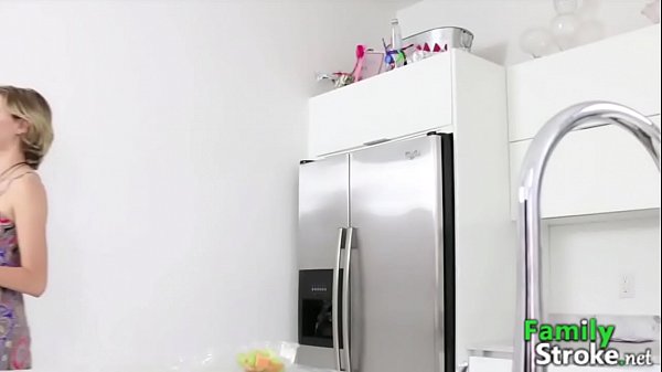 Face Cummig on Stepdaughter's Bff: FamilyStroke