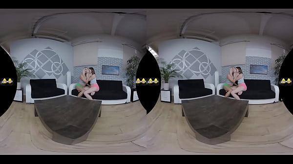 VR - Golden Girls with Cayla,Amanda Hill by Virtual Pee
