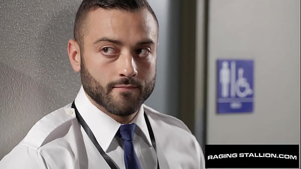 Download Video - Hot Pilot Random Bathroom Hook-up wt Sexy Businessman - Drew Valentino&comma; Brogan - RagingStallion