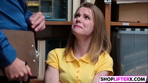 Shoplifting Gal Catarina Gets Drilled