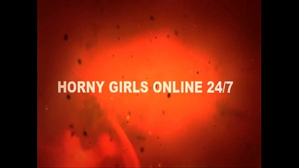 Amateur chick using vibrator