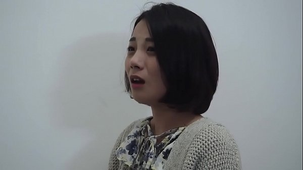 a woman insert her both hands inside her anal