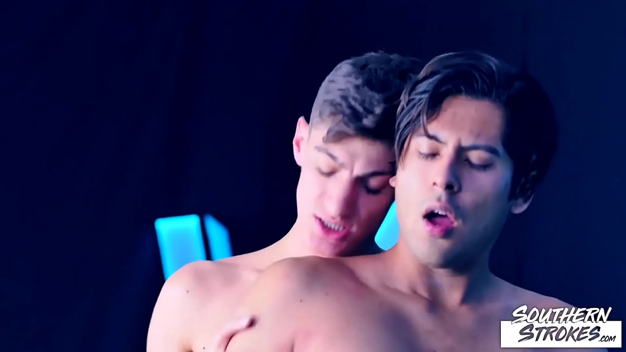 SOUTHERNSTROKES Jock Aiden Ward Barebacks Gay Lucifer Angel
                    blowjob ass licking gay underwear twink bareback athletic rimming big cock jock big dick rimjob southernstrokes young men young gay aiden ward lucifer angel muchos negros