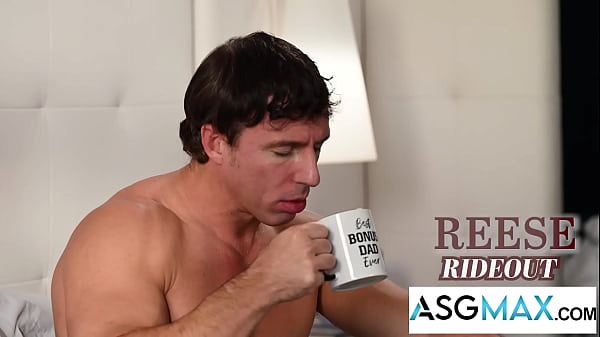 Download Video - Forbidden stepFather&rsquo;s Day - Stepson Ryder Seduces Stepdad Reese