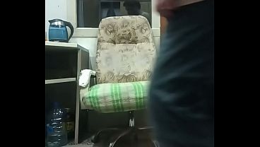 This gay guy has big, wrinkly balls and he wants to have anal sex!