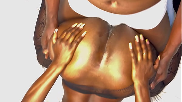 Big ass Ebony slut takes huge cock raw,hard and rough