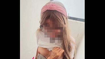 Mexican schoolgirl shot in school bathroom! Public sex!