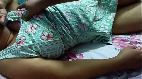 Download Video - My Hot Big Boob Wife Enjoyed by Lover