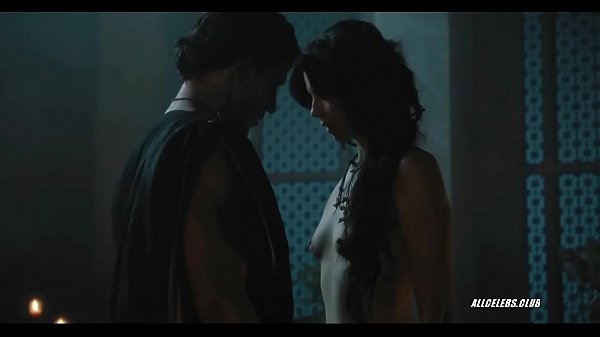 Genevieve Aitken - Roman Empire: Reign b. - S01E04