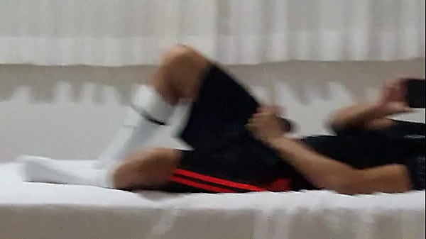 Download Video - Batendo uma ap&oacute;s o jogo