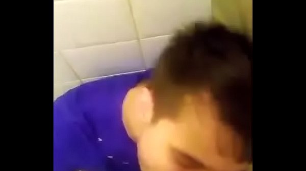 Я ебу в горло.