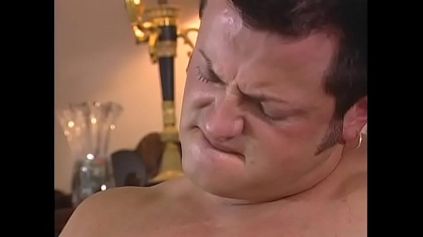 Dude eats and drills slut's beautiful pussy in her room