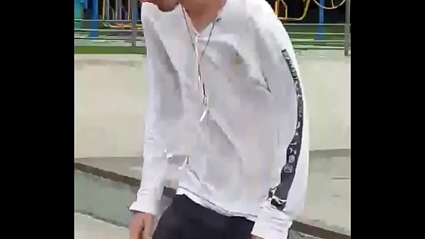 Fudendo esse skate com a gloria de satan