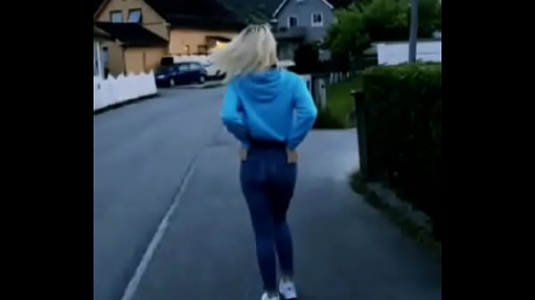 Tight Jeans