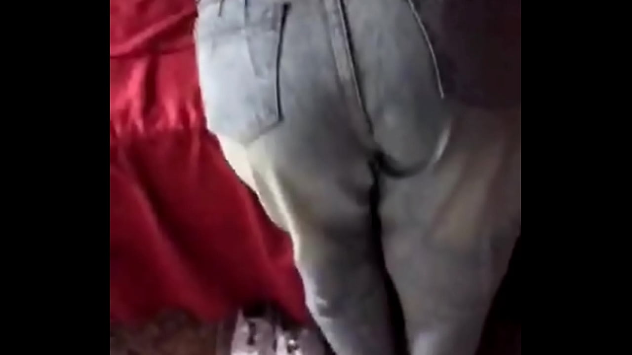 Joven acepta tener sexo por dinero
                     muchos negros