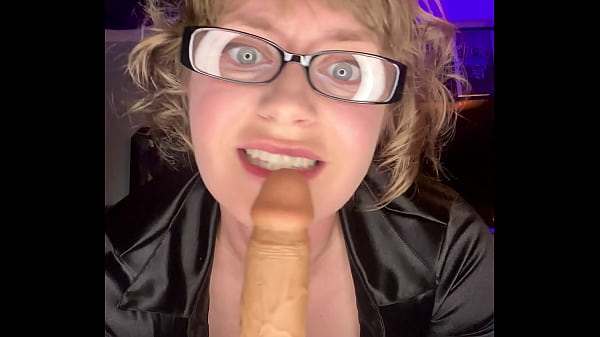 Horny Gooner Teacher Begs For Your Cum!