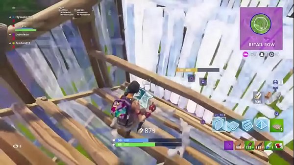 Sie hatte 4 Kerle gleichzeitig, aber schaffte 15 am Tag!