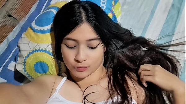 Download Video - MI MEJOR AMIGA ES INFIEL Y LE MANDA EL VIDEO A SU SUEGRO