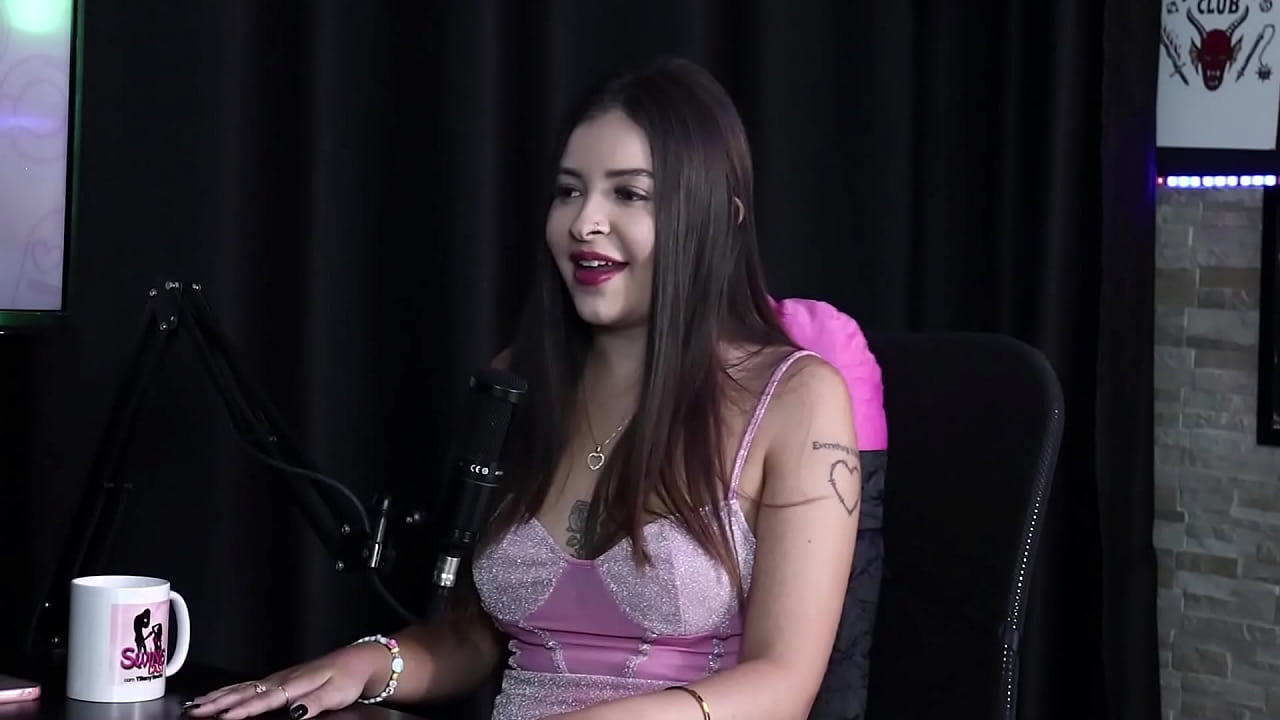 No le gustan las pollas cabezones porque le facilitan entrar en su coño - Andriza Haack (SHEER/RED)
                    lesbian sexy amateur lingerie bdsm brazil beauty compilation swingers gostosa glamour romantic sex only women muchos negros