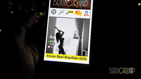 Tourist matches with Clara(Lady Snow Brasil)